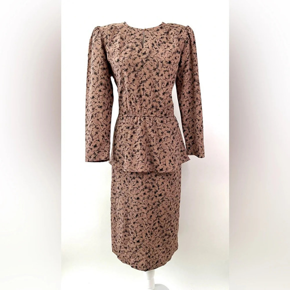 Vintage Floral Vine Print Tan Brown Peplum Dress Size 6 - Picture 1 of 12